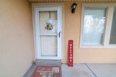 Get Storm Door Repair To Enhance Home Security!